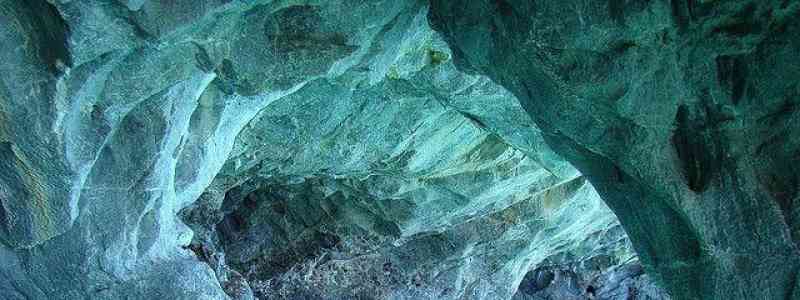Peștera Lacului Verde – Smaraldul din Vâlcea